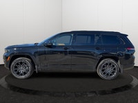 This 2025 JEEP GRAND CHEROKEE L SUMMIT 4X4 has the following options Palermo Leather Seats, Dual-Pan... (image 1)