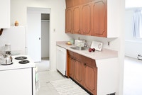 Taylor Heights Manor offers comfortable and affordable 1, 2, and 3 bedroom apartments in the highly... (image 2)