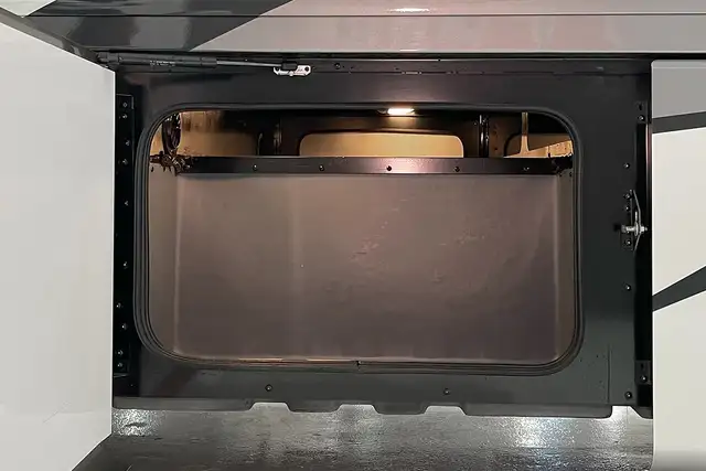 2024 Holiday Rambler Vacationer 35K - Gas Class A Motorhome. in RVs & Motorhomes in Red Deer - Image 12
