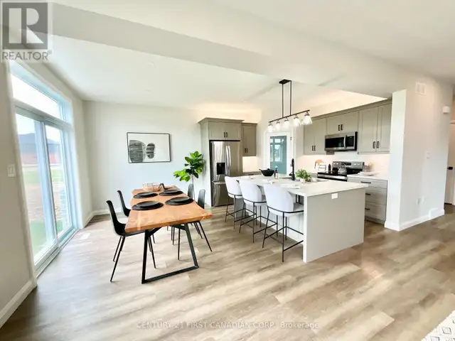 6 SHELDABREN STREET North Middlesex (Ailsa Craig), Ontario in Houses for Sale in Grand Bend - Image 6