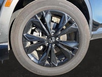 This Honda CR-V Hybrid has a powerful Gas/Electric I-4 2.0 L/122 engine powering this Variable trans... (image 8)