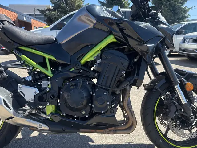 2020 Kawasaki Z900 ~ KAWASAKI Z900 ~ ABS ~ LOW KMS ~ NAKED SPORT in Street, Cruisers & Choppers in City of Toronto - Image 11