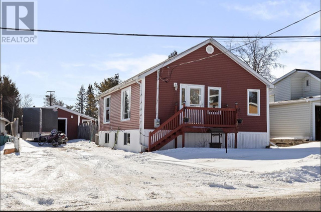 8 St Marie ST Wawa, Ontario in Houses for Sale in Thunder Bay