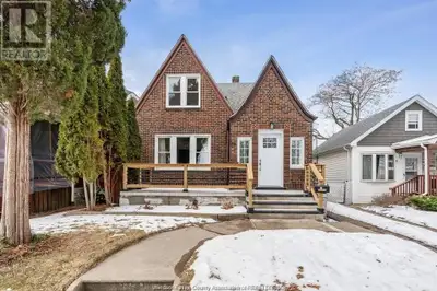 1841 MOY AVENUE Unit# UPPER Windsor, Ontario
