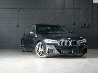 ***QUALIFY FOR A 4 YEAR WARRANTY ON OUR VEHICLES TODAY!!! Vehicle Options Include: Sunroof, Navigati... (image 1)