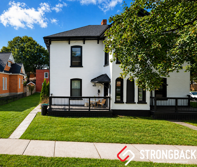 Welcome home to this charming 1-bedroom main level apartment located in the heart of Bellevilles des...