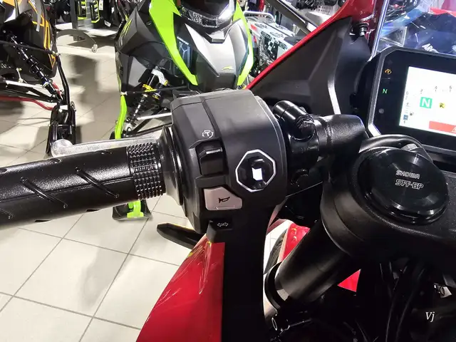 2026 Honda CBR650R ABS in Street, Cruisers & Choppers in Grande Prairie - Image 11