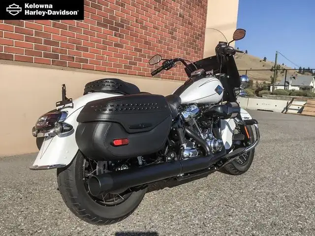 2025 Harley-Davidson Softail FLHC - Heritage Classic in Street, Cruisers & Choppers in Kelowna - Image 5