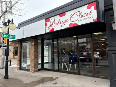 IRREPLACEABLE - HUGE EXPOSURE WITH THIS CORNER UNIT RIGHT IN THE HEART OF BOOMING WALKERVILLE!! LOAD...