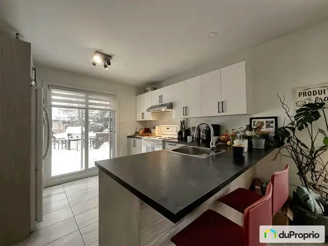$329,000 - Semi-detached for sale in St-Raymond in Houses for Sale in Québec City - Image 5