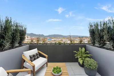 2 Level 2 Bed and Flex Loft Rentals at Chroma in South False Creek, Vancouver TENANTS GET LIMITED TI...