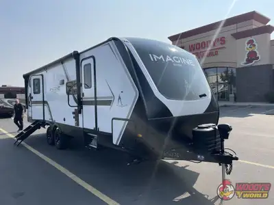 Specifications and Features: Exterior Length: 32 ft Exterior Width: 8 ft Exterior Height: 11 ft 2 in...