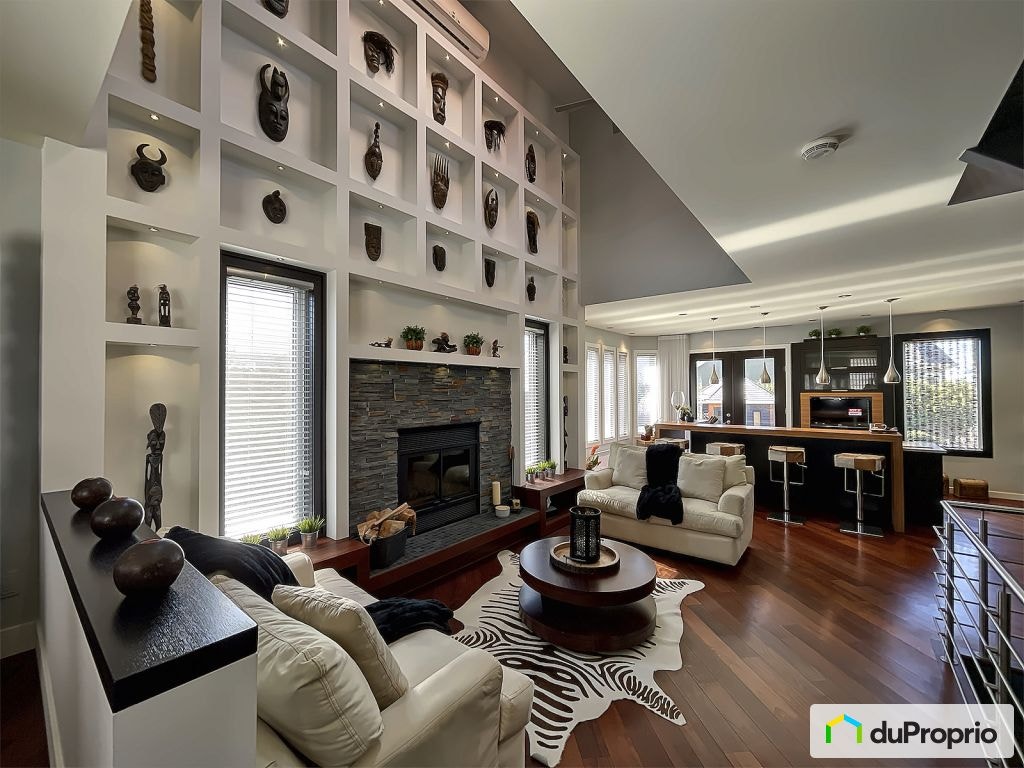 $1,389,000 - 2 Storey for sale in Mont-St-Hilaire — photo 1