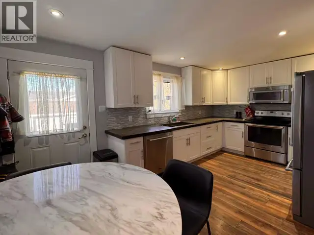 419 E 6TH AVENUE Prince Rupert, British Columbia in Houses for Sale in Prince Rupert - Image 9