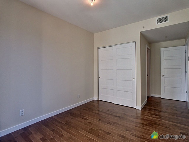 $724,000 - Condominium in Ville-Marie (downtown, old Mtl) — photo 3