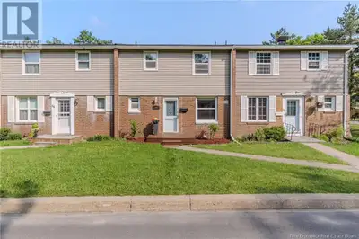 This bright 3-bedroom, 1.5-bath townhouse in the heart of Millidgeville offers comfort, updates, and...