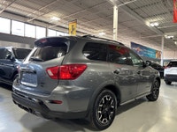 **SUMMER SPECIAL!** ROCK CREEK EDITION, FEATURING : 7 PASSENGER SEATING, ROOF RACK, DUAL SUNROOF, BL... (image 3)