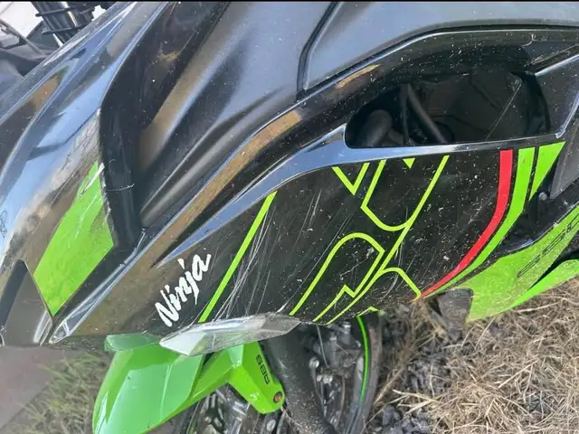2023 KAWASAKI NINJA 650 KRT - FINANCE AVAILABLE!  in Sport Bikes in Winnipeg - Image 6