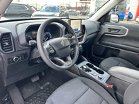 The robust 1.5L EcoBoost engine with auto start-stop technology delivers both spirited performance a... (image 9)