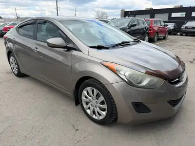 2012 HYUNDAI Elantra 4MK Auto 514 865 4438 2012 Hyundai Elantra GLS Automatique 191 064 km certifiés...
