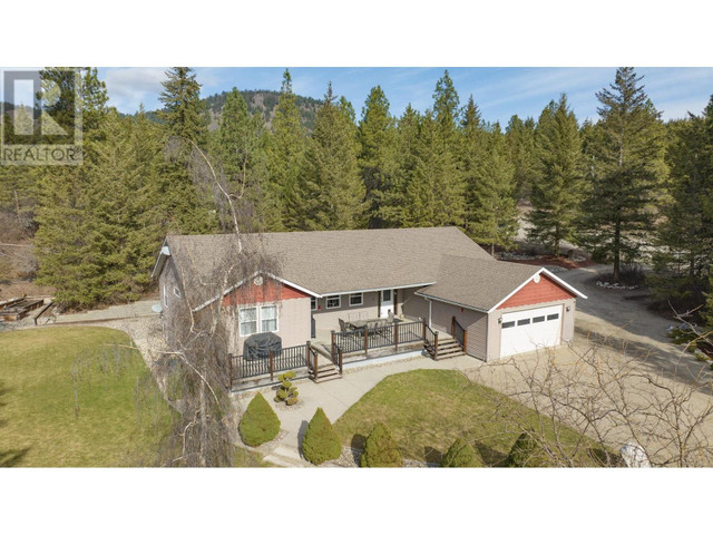 14 Saddleback Road Lumby, British Columbia in Houses for Sale in Vernon - Image 3