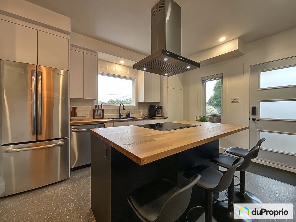 $689,500 - Bungalow for sale in Cap-Rouge — photo 2