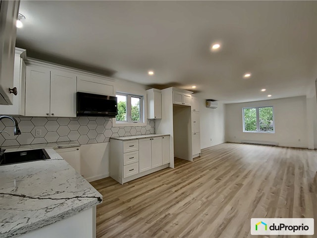 $285,000 - Condominium for sale in Rimouski (Rimouski) — photo 1