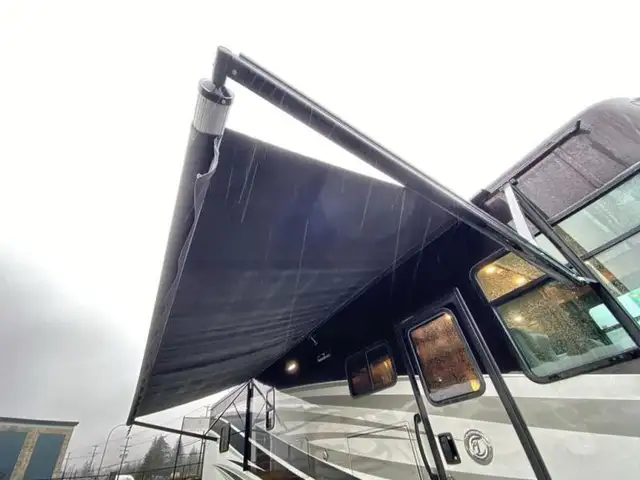 2017 Tiffin Motorhomes Allegro 36 LA in RVs & Motorhomes in Abbotsford - Image 31