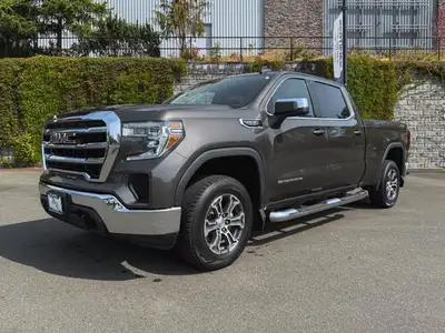 4WD Crew Cab 157 SLE ... Engine: Gas V8 5.3L/ Safety Equipment Airbags, Dual-stage frontal airbags f...