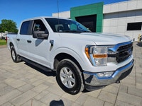 Command immediate performance with this rugged 2022 FORD F-150 XLT, equipped with the dominant 3.5L... (image 2)