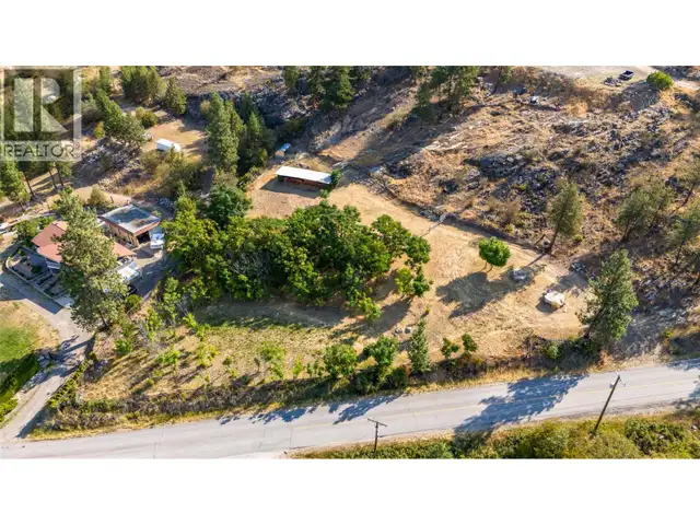 2063 Carmi Road Penticton, British Columbia in Houses for Sale in Penticton - Image 9