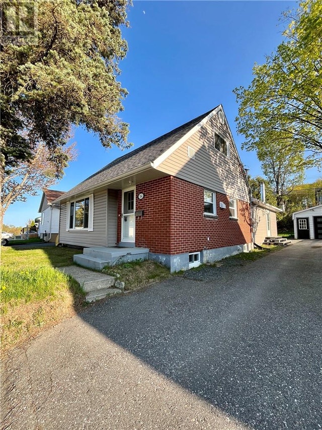 164 Axmith Ave Elliot Lake, Ontario Houses for Sale Sudbury Kijiji