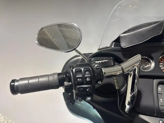 2015 Harley-Davidson FLHTCUL - Electra Glide Ultra Classic Low in Sport Touring in Edmonton - Image 16