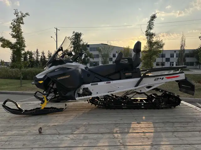 2025 SKI DOO EXPEDITION 900 ACE (FINANCING AVAILABLE) in Snowmobiles in Cambridge - Image 9