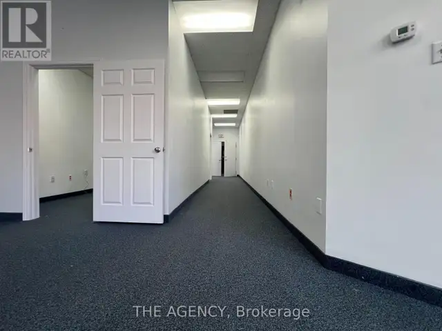 3F - 64 JARDIN DRIVE Vaughan (Concord), Ontario in Commercial & Office Space for Rent in Markham / York Region - Image 11
