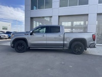 AMVIC Licensed Dealer 13.4 Diagonal GMC Premium Infotainment | 6.2L EcoTec3 V8 | Super Cruise Hands-... (image 4)