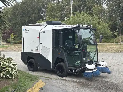This 2019 Madvac LS175 is a compact street sweeper powered by a 1.46L 3-cylinder diesel engine with...