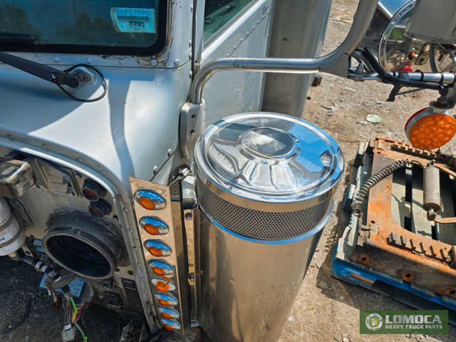 2009 Peterbilt 388 LH Air Breather - Stock#: PT-0832-20 in Heavy Equipment Parts & Accessories in Hamilton - Image 4