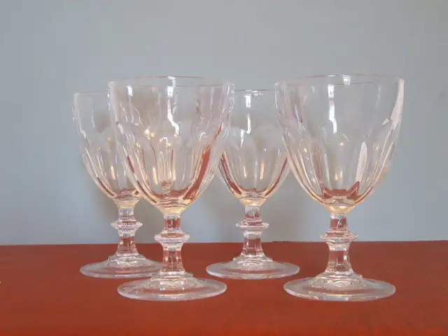 CRISTAL D'ARQUES DURAND RAMBOUILLET CRYSTAL WINE GLASSES, 6.75" in Kitchen & Dining Wares in City of Montréal - Image 2