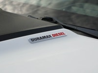 2020 Chevrolet Colorado ZR2 Extended Cab Rugged, capable, and ready for both adventure and hauling t... (image 9)