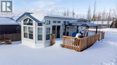 A fantastic all season escape at Lac Des Iles in Lauman’s Landing. This beautiful park model trailer...