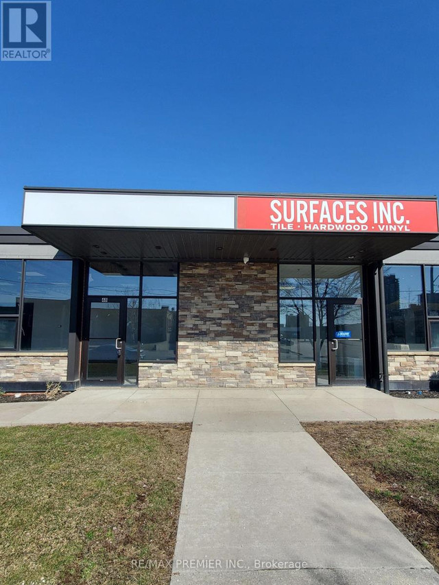 48 SAMOR ROAD Toronto (Yorkdale-Glen Park), Ontario in Commercial & Office Space for Rent in City of Toronto - Image 2