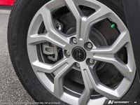This Jeep Compass has a durable Intercooled Turbo Regular Unleaded I-4 2.0 L/122 engine powering thi... (image 9)