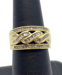 10K Yellow Gold 4.50GM Twisted Baguette 0.51ct. Diamond Band