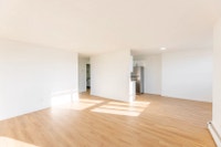 Amenities: Fitness Centre • Heated Parking • Social Room • Quiet Building • Heat & Water Included Su... (image 7)