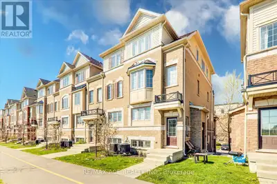 2538 ROSEDROP PATH S Oshawa (Windfields), Ontario