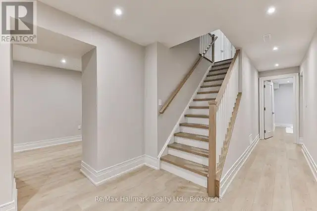 1310 DUNCAN ROAD Oakville (MO Morrison), Ontario in Long Term Rentals in Oakville / Halton Region - Image 35