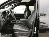 4x4, 6.7L Cummins HO Turbo Diesel, 8-Spd TorqueFlite, Power Sunroof, Night Edition, Power Running Bo... (image 7)