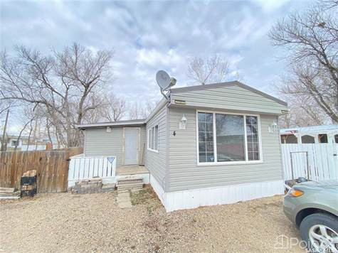 4 Cypress Mobile Home Park in Houses for Sale in Swift Current