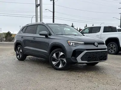 AMVIC Licensed Dealer * Heated Front Seats * Heated Steering Wheel * Rear Vision Camera * Wireless C...